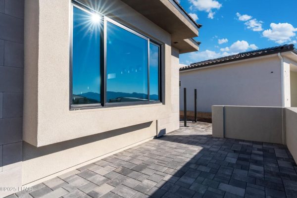 20251215203641747186000000-o