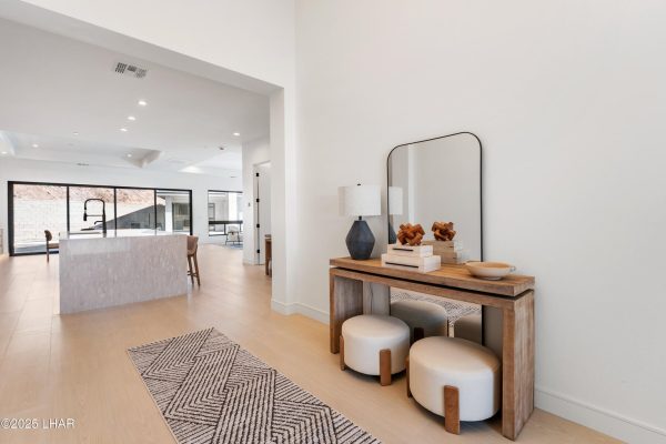 20251215203706116011000000-o